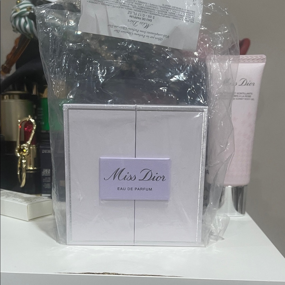 New in box Dior Miss Dior Eau de Parfum with Pink Accents and lotion